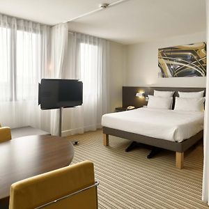 B&B Hotel Velizy Est